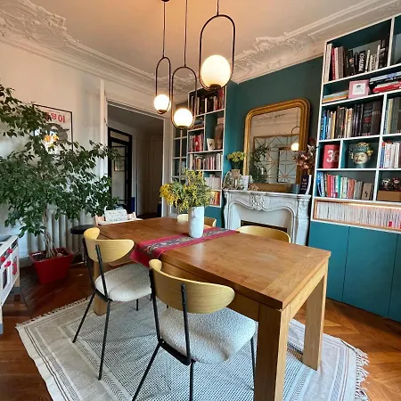 Appartamento Design Family In Parigi